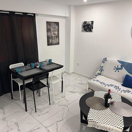 Heart Of Los Cristianos Modern Apartment Close To The Sea In Tenerife Exterior foto